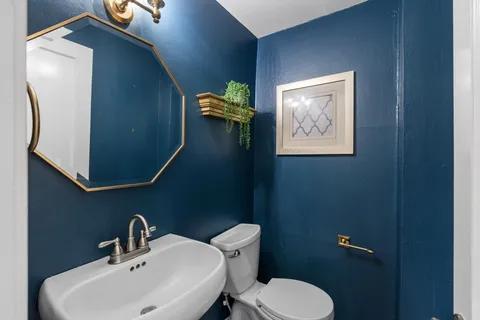 $1,250,000 | 4011 Villanova Street, West University Place, TX 77005