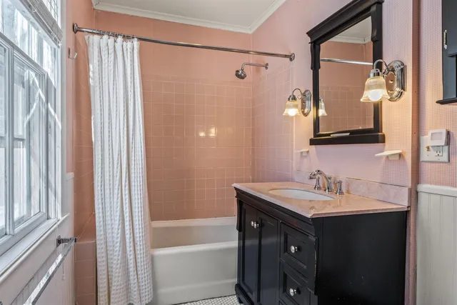 $695,000 | 815 Vermont Rte 100, Weston, VT 05161