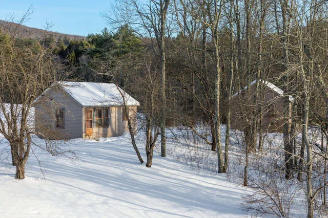 $695,000 | 815 Vermont Rte 100, Weston, VT 05161