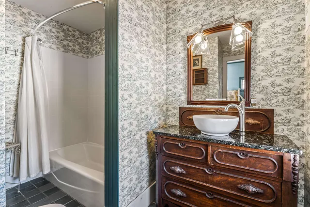 $695,000 | 815 Vermont Rte 100, Weston, VT 05161