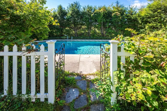 $695,000 | 815 Vermont Rte 100, Weston, VT 05161