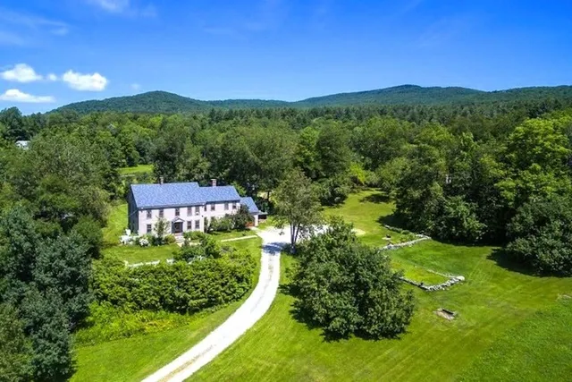 $695,000 | 815 Vermont Rte 100, Weston, VT 05161