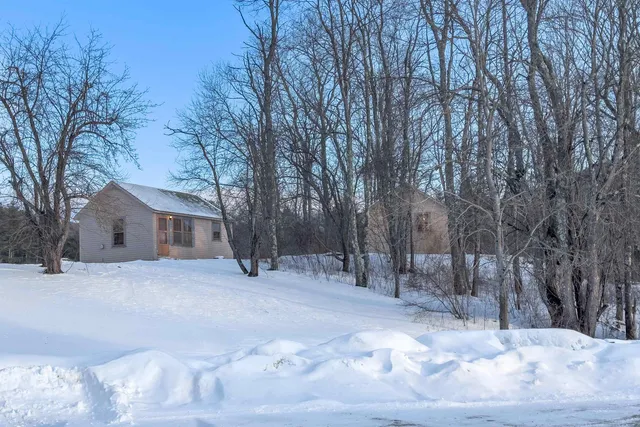 $695,000 | 815 Vermont Rte 100, Weston, VT 05161