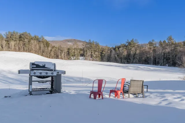 $695,000 | 815 Vermont Rte 100, Weston, VT 05161