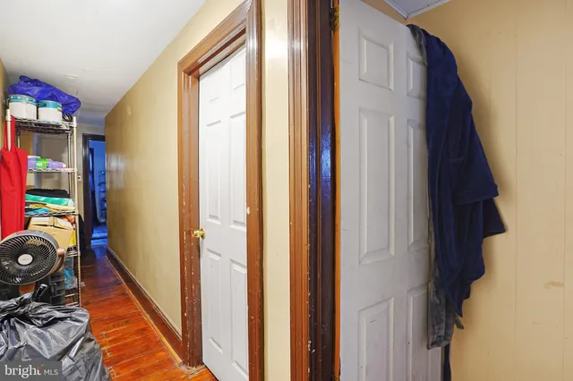 a view of a entryway