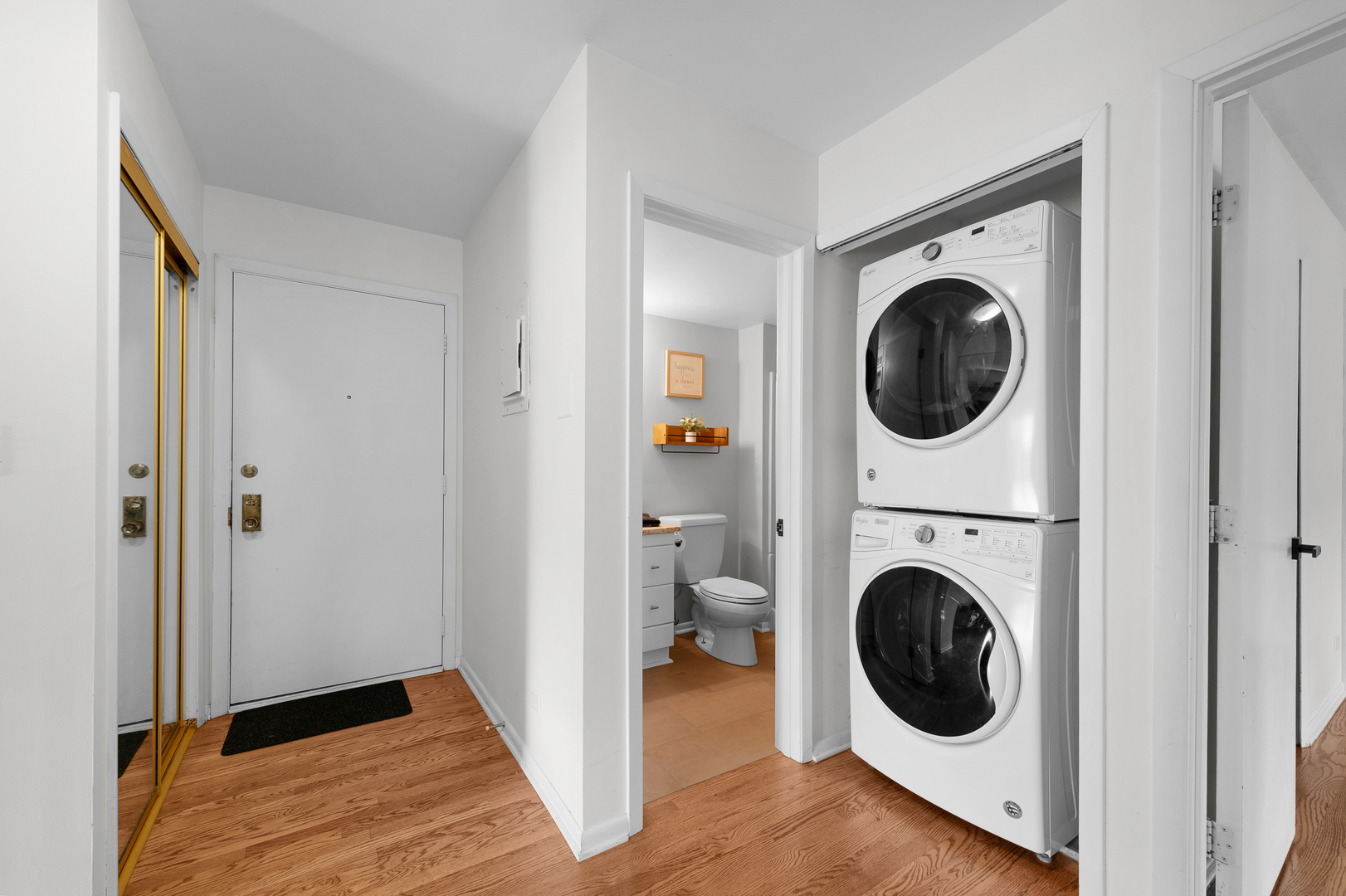 1475 South County Farm Road, Unit 14 Wheaton, IL 60189 - Photo 14 of 32