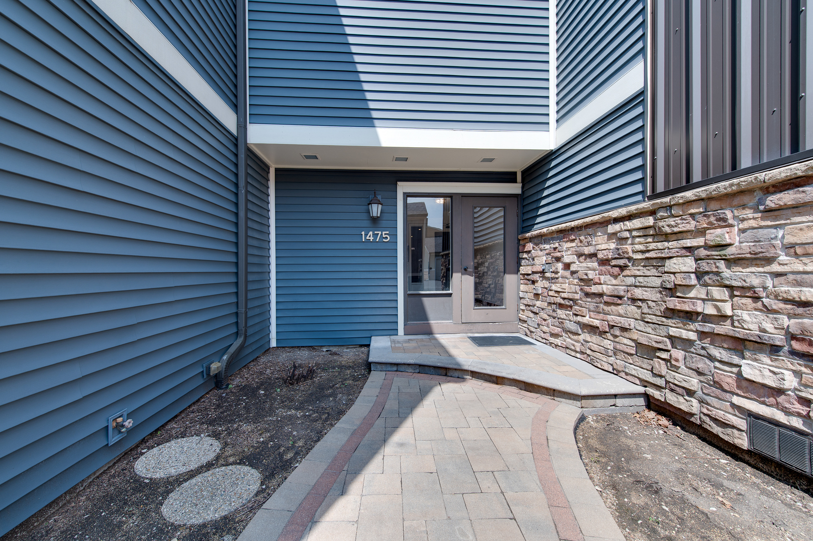 1475 South County Farm Road, Unit 14 Wheaton, IL 60189 - Photo 2 of 32