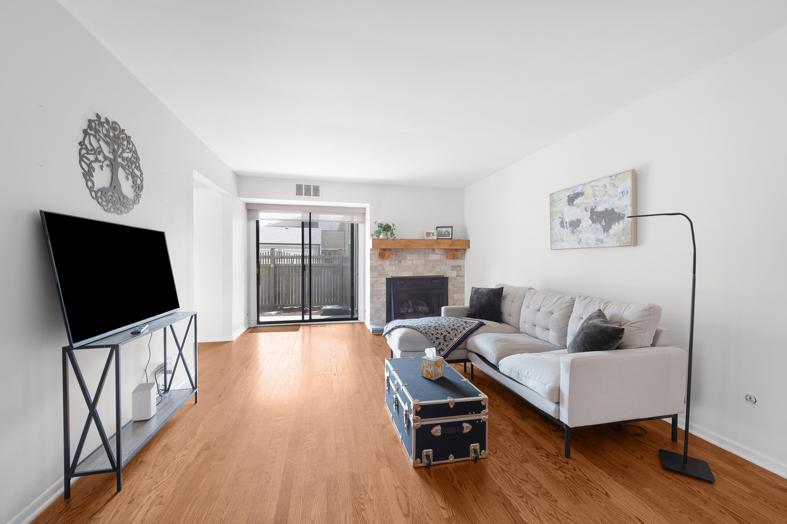 1475 South County Farm Road, Unit 14 Wheaton, IL 60189 - Photo 4 of 32