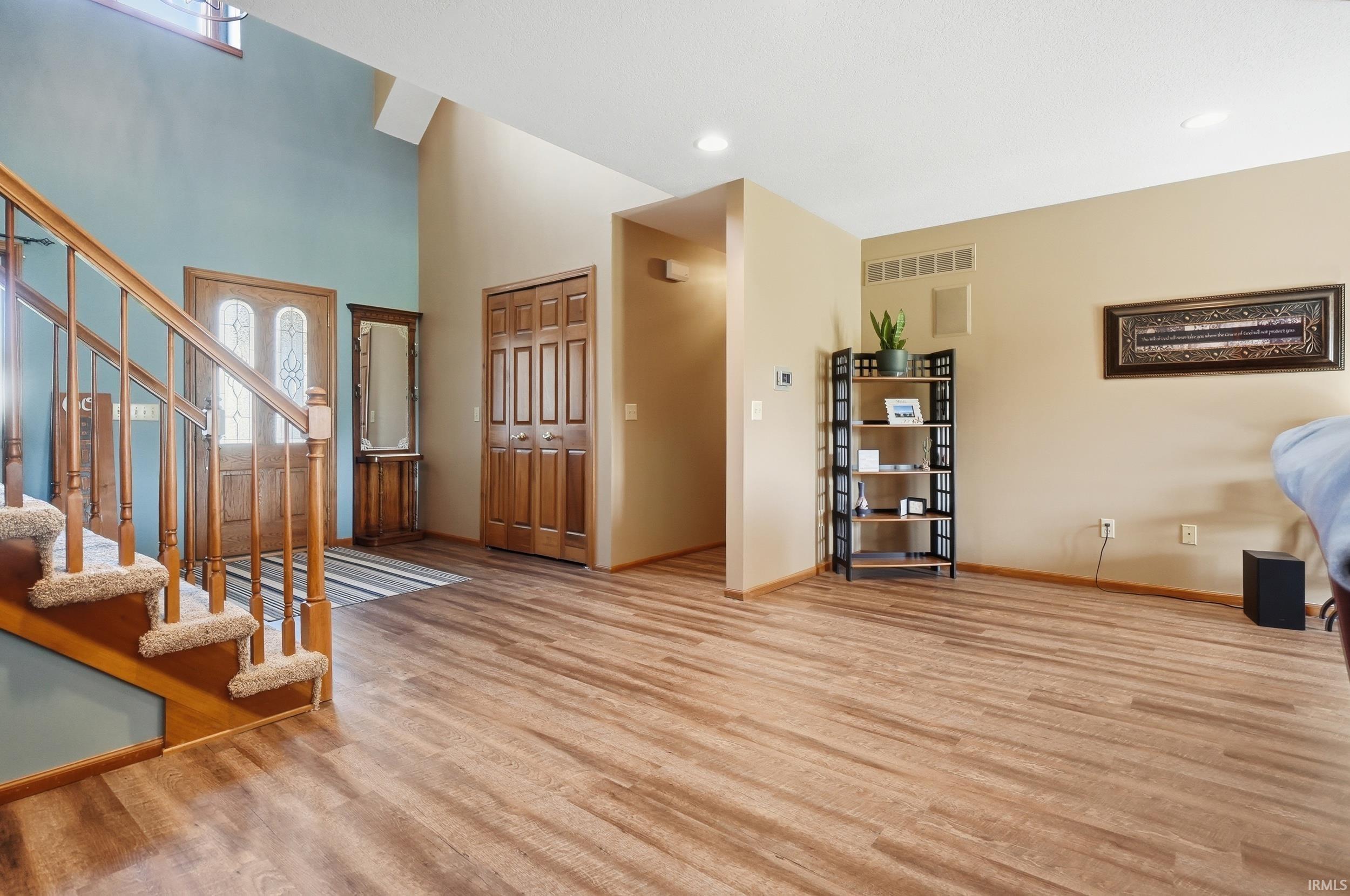 415 Ridge Hill Place Fort Wayne, IN 46804 - Photo 7 of 36 Gallery Image 7