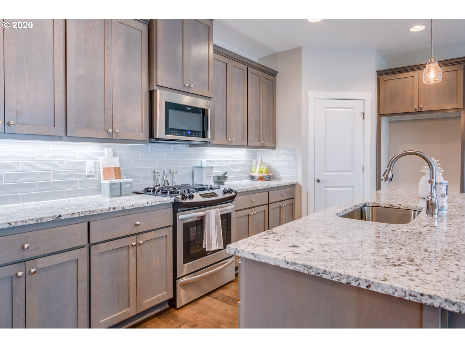 1817 Northeast 173rd Way Ridgefield, WA 98642 - Photo 9 of 17