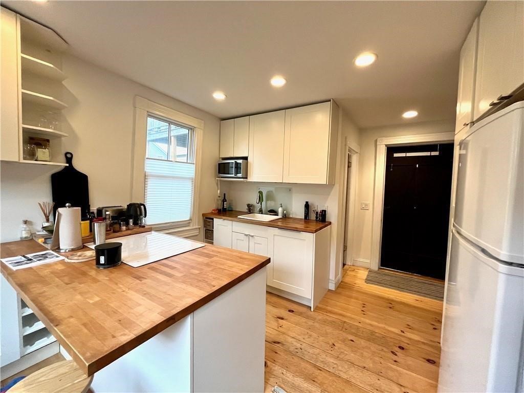 22 3rd Street Newport, RI 02840 - Photo 3 of 7