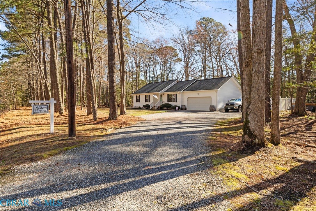 794 Cricket Hill Road Hudgins, VA 23076 - Photo 1 of 38