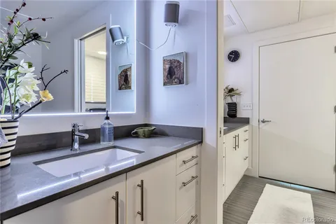 $469,000 | 2550 Lawrence Street, Unit RB307, Denver, CO 80205