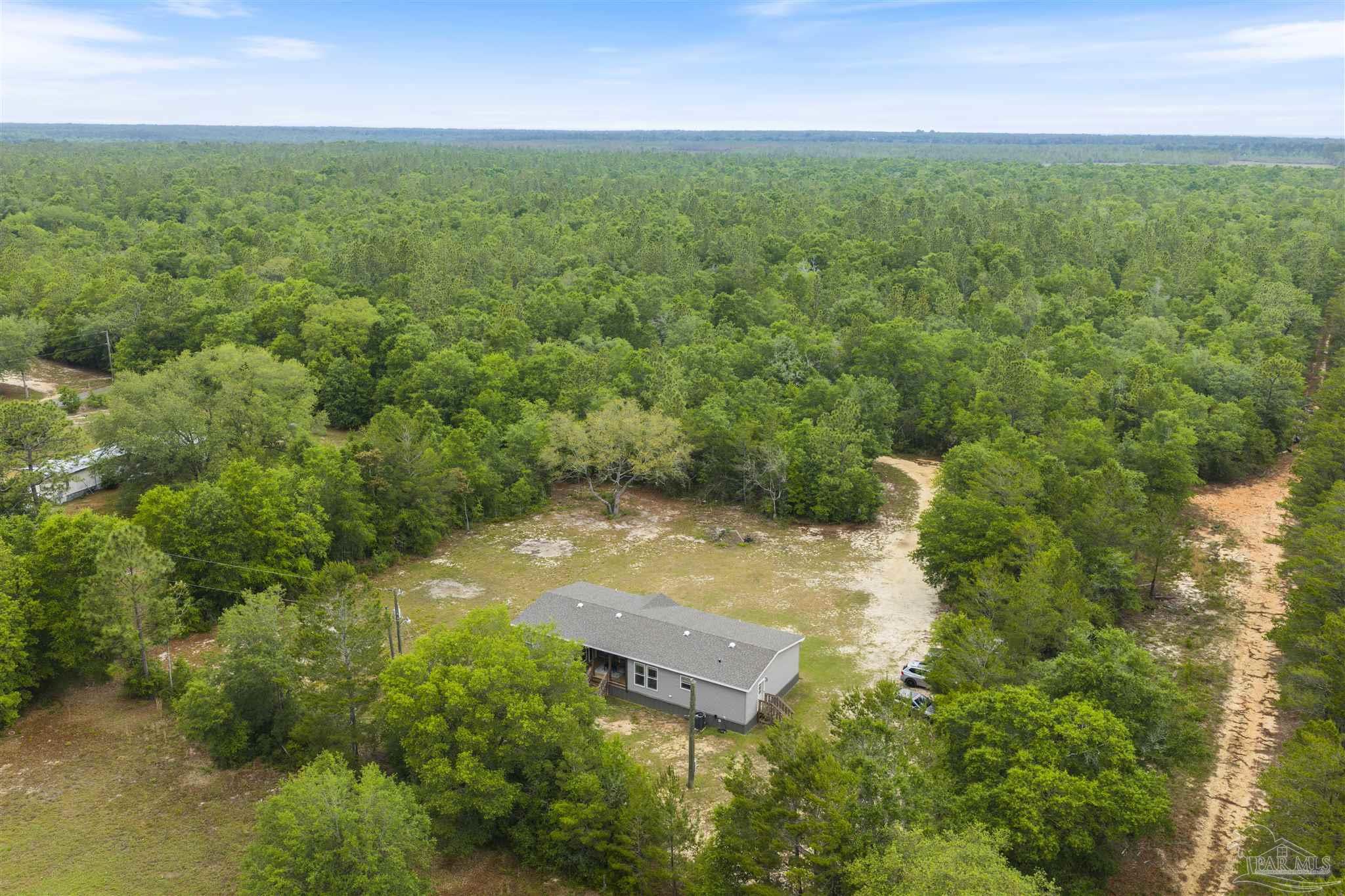 5996 Ruth Avenue Milton, FL 32583 - Photo 3 of 35