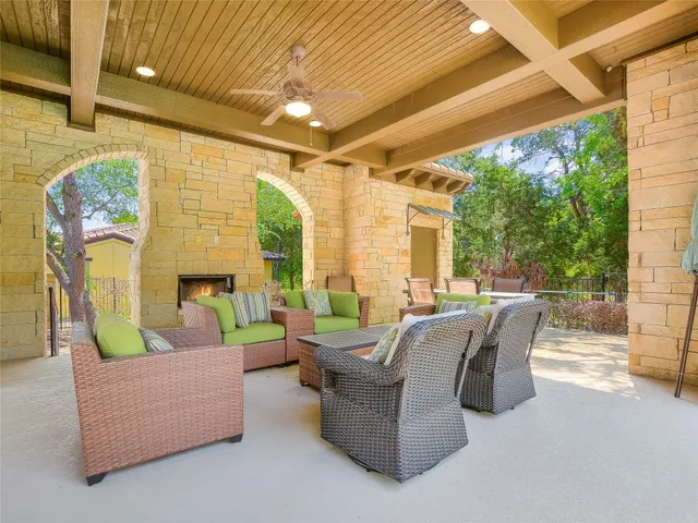 $690,000 | 13511 Golden Wave Loop, Unit 36, Austin, TX 78738