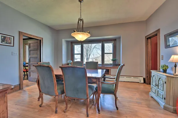$2,100 | 108 2nd Street South, Buffalo, MN 55313