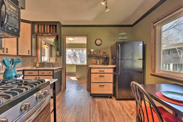 $2,100 | 108 2nd Street South, Buffalo, MN 55313