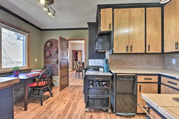 $2,100 | 108 2nd Street South, Buffalo, MN 55313