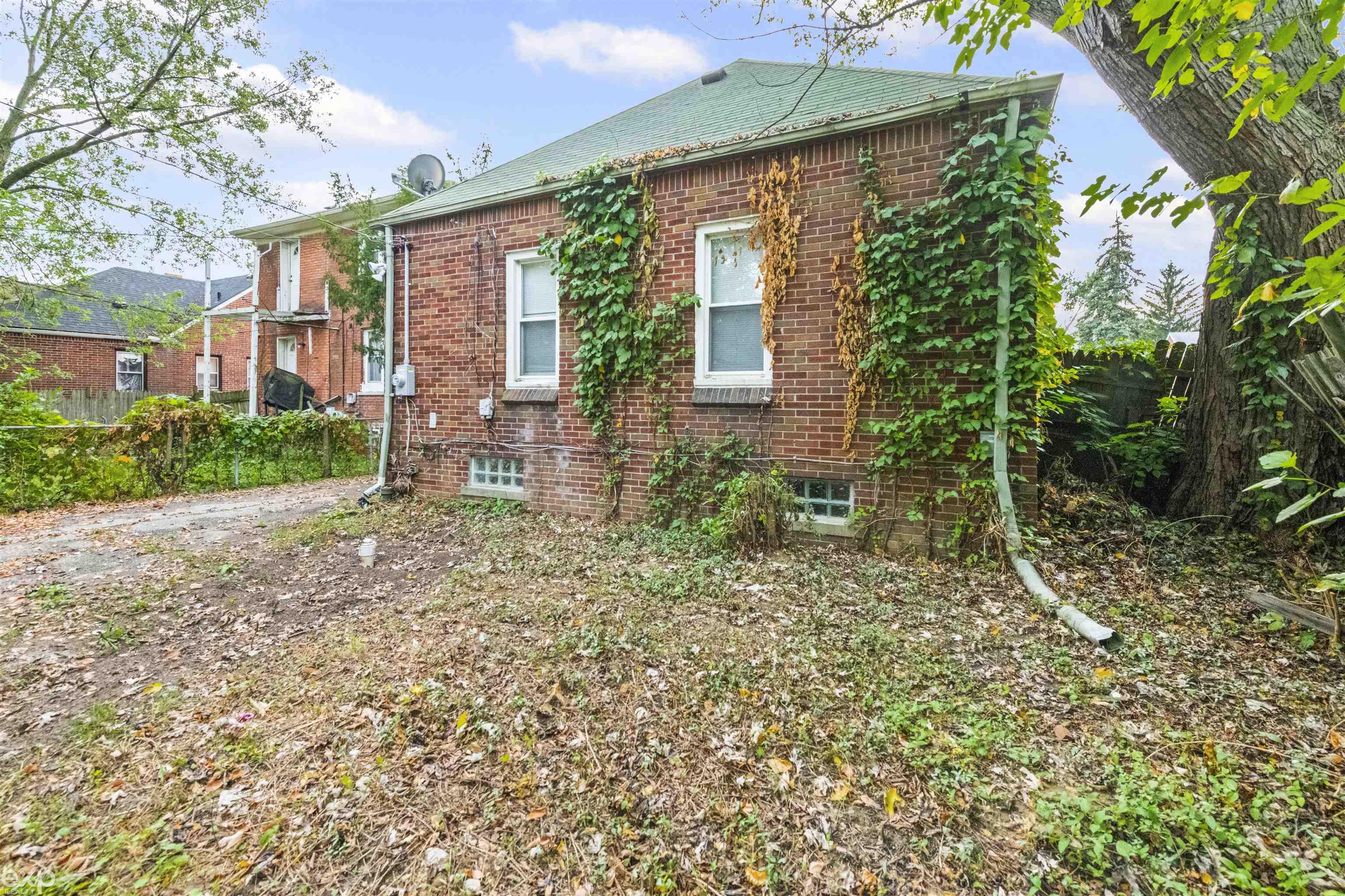 14852 Strathmoor Street Detroit, MI 48227 - Photo 25 of 25