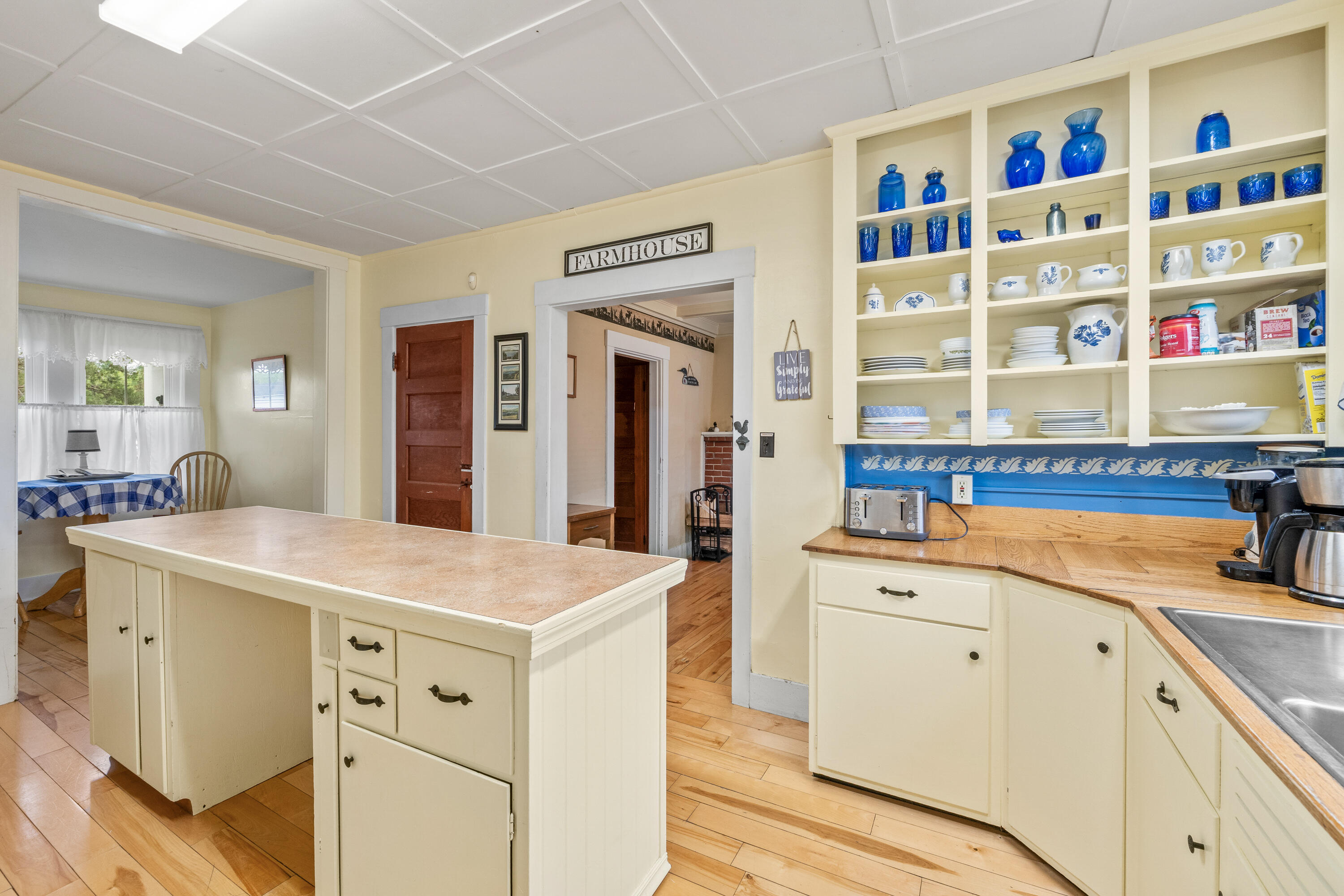 20 Russell Cove Circle Rangeley, ME 04970 - Photo 15 of 53 20 Russell Cove Cir_121