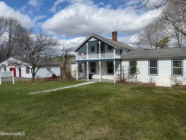 $479,000 | 107 South Main Street, Sheffield, MA 01257