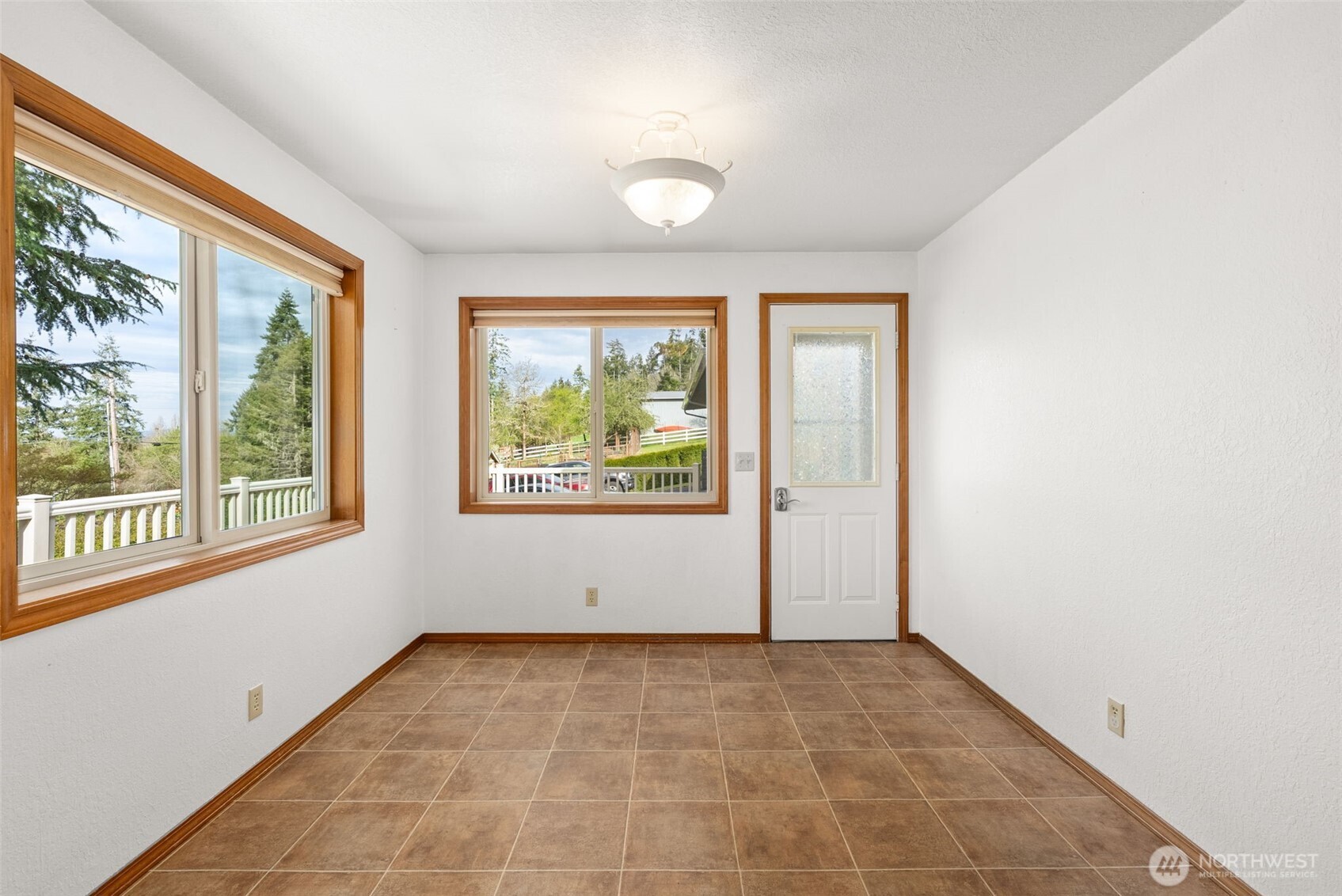 163 Wallace Road Chehalis, WA 98532 - Photo 7 of 40