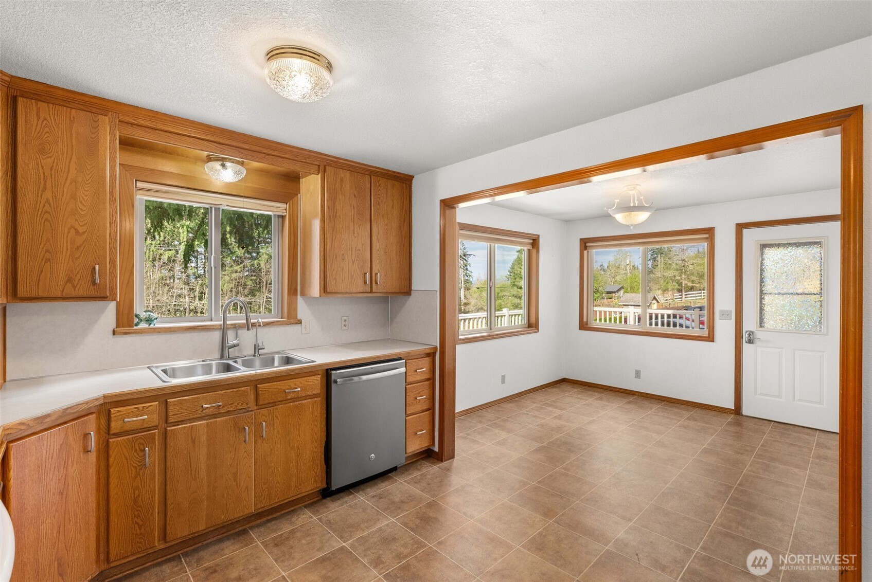 163 Wallace Road Chehalis, WA 98532 - Photo 10 of 40