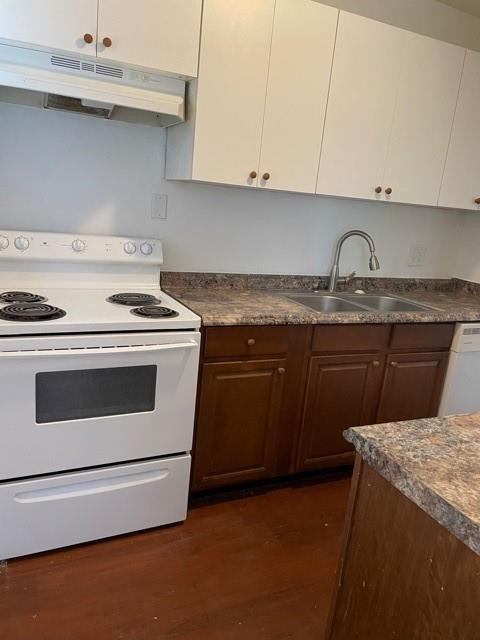 370 West 15th Street Riviera Beach, FL 33404 - Photo 4 of 12 Photo 4