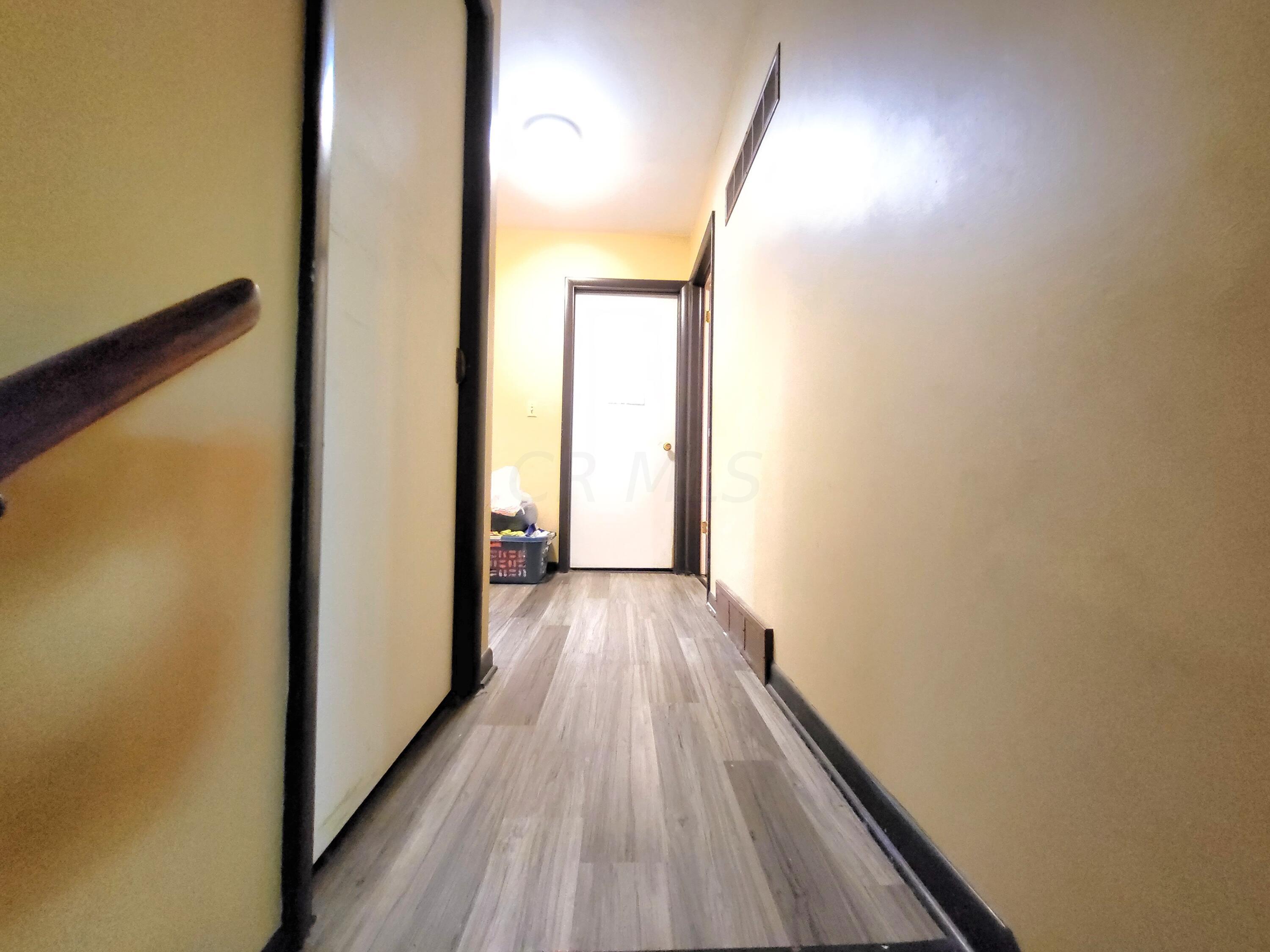 265 Deer Trail Road Reynoldsburg, OH 43068 - Photo 19 of 28 3 bedrooms upstairs