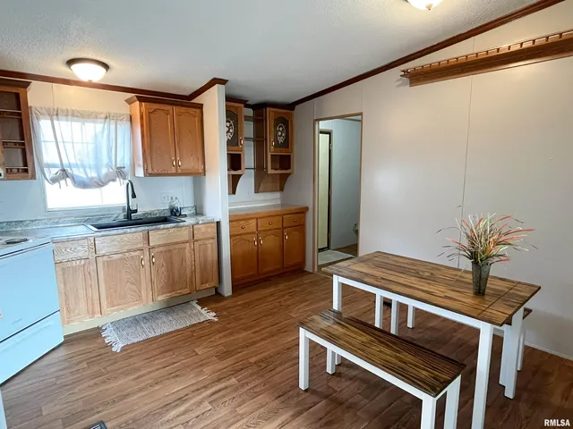 $134,000 | 21740 North 1400th Road, Marietta, IL 61459