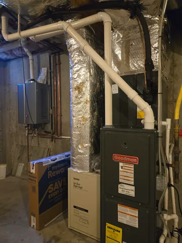 $359,000 | 230 Liberty Drive, Unit B, Pembroke, NH 03275