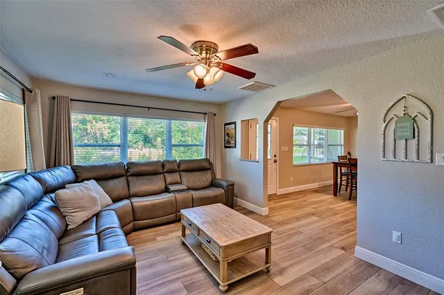 $249,998 | 5686 Southeast 127th Place, Belleview, FL 34420