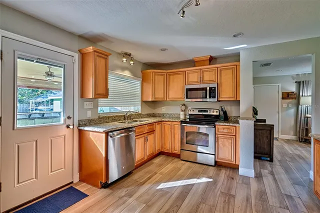 $249,998 | 5686 Southeast 127th Place, Belleview, FL 34420