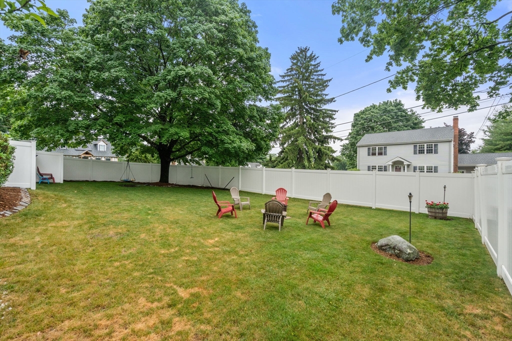 29 Laurel Road Norwood, MA 02062 - Photo 25 of 32 Gallery Image 25