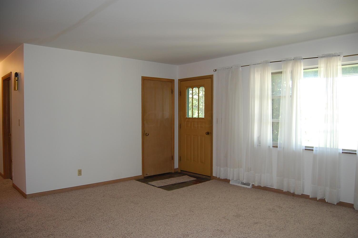 6203 Dublin Road Delaware, OH 43015 - Photo 11 of 21
