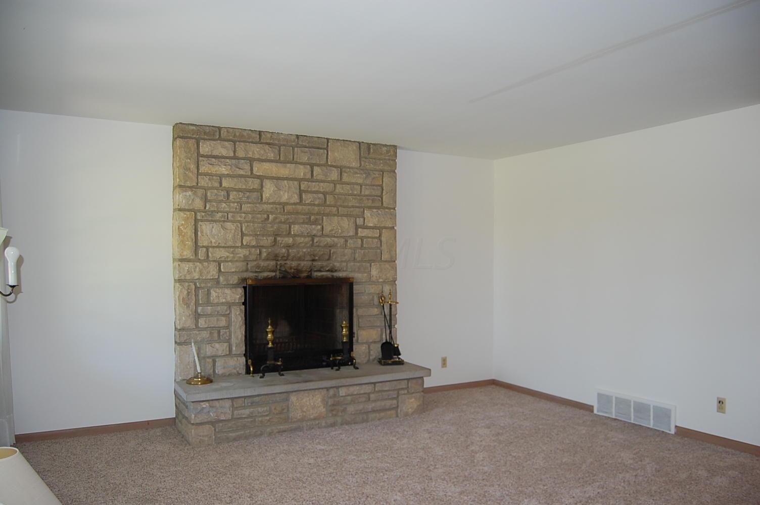 6203 Dublin Road Delaware, OH 43015 - Photo 12 of 21