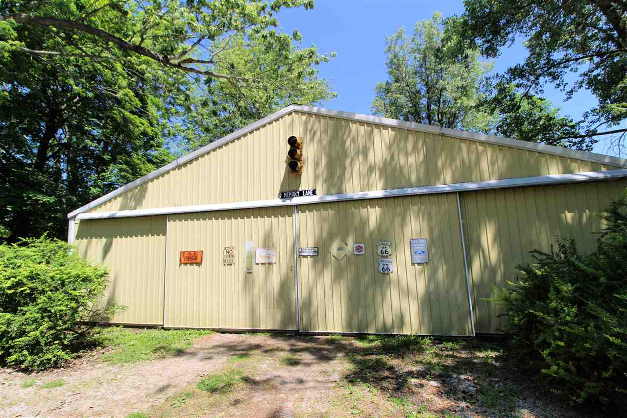 8236 Corunna Road Flint, MI 48532 - Photo 30 of 33