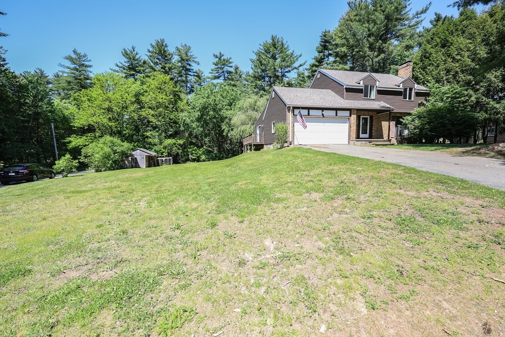 428 Michael Sears Road Belchertown, MA 01007 - Photo 3 of 30