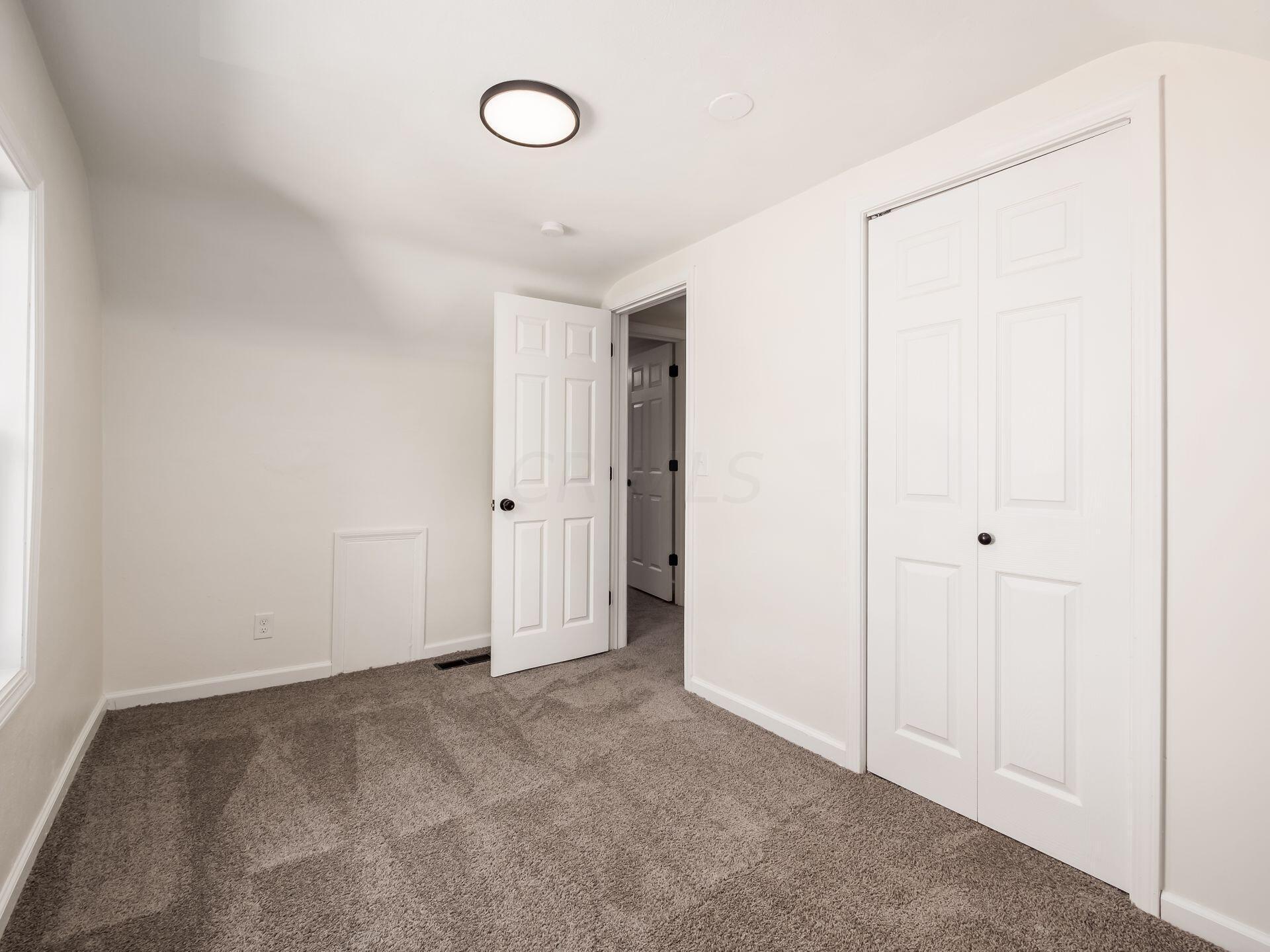 1264 Moler Road Columbus, OH 43207 - Photo 23 of 32 025_886cc981_i 1264 Moler 048