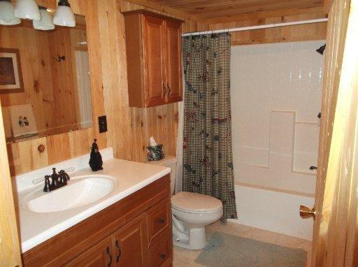 244 Smithfield Road Tellico Plains, TN 37385 - Photo 2 of 25 20130827152259449965000000-o