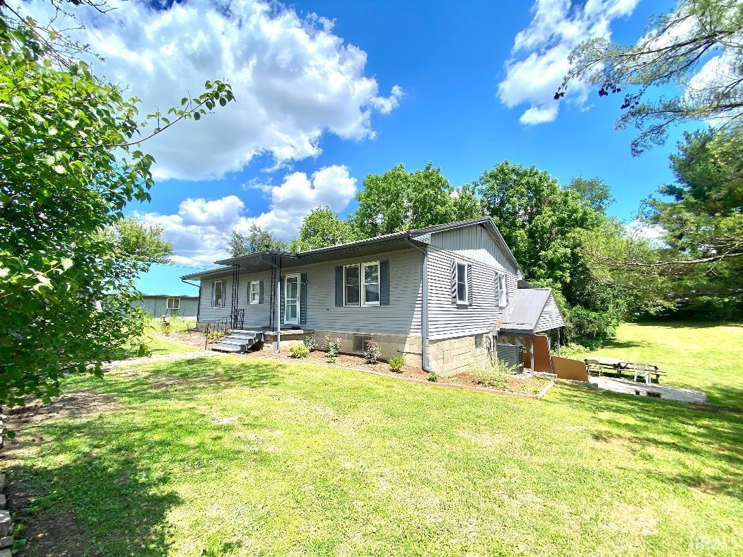 7512 South W Gate Road Newberry, IN 47449 - Photo 2 of 38