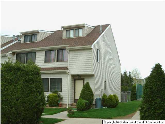 271 Signs Road, Unit A Staten Island, NY 10314 - Photo 1 of 17 Primary Photo