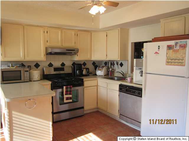 271 Signs Road, Unit A Staten Island, NY 10314 - Photo 6 of 17 Additional Photo