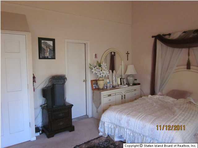 271 Signs Road, Unit A Staten Island, NY 10314 - Photo 8 of 17 Additional Photo