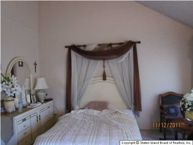 271 Signs Road, Unit A Staten Island, NY 10314 - Photo 9 of 17 Additional Photo