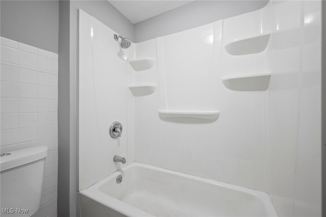 1932 Coltman Road Cleveland, OH 44106 - Photo 8 of 29