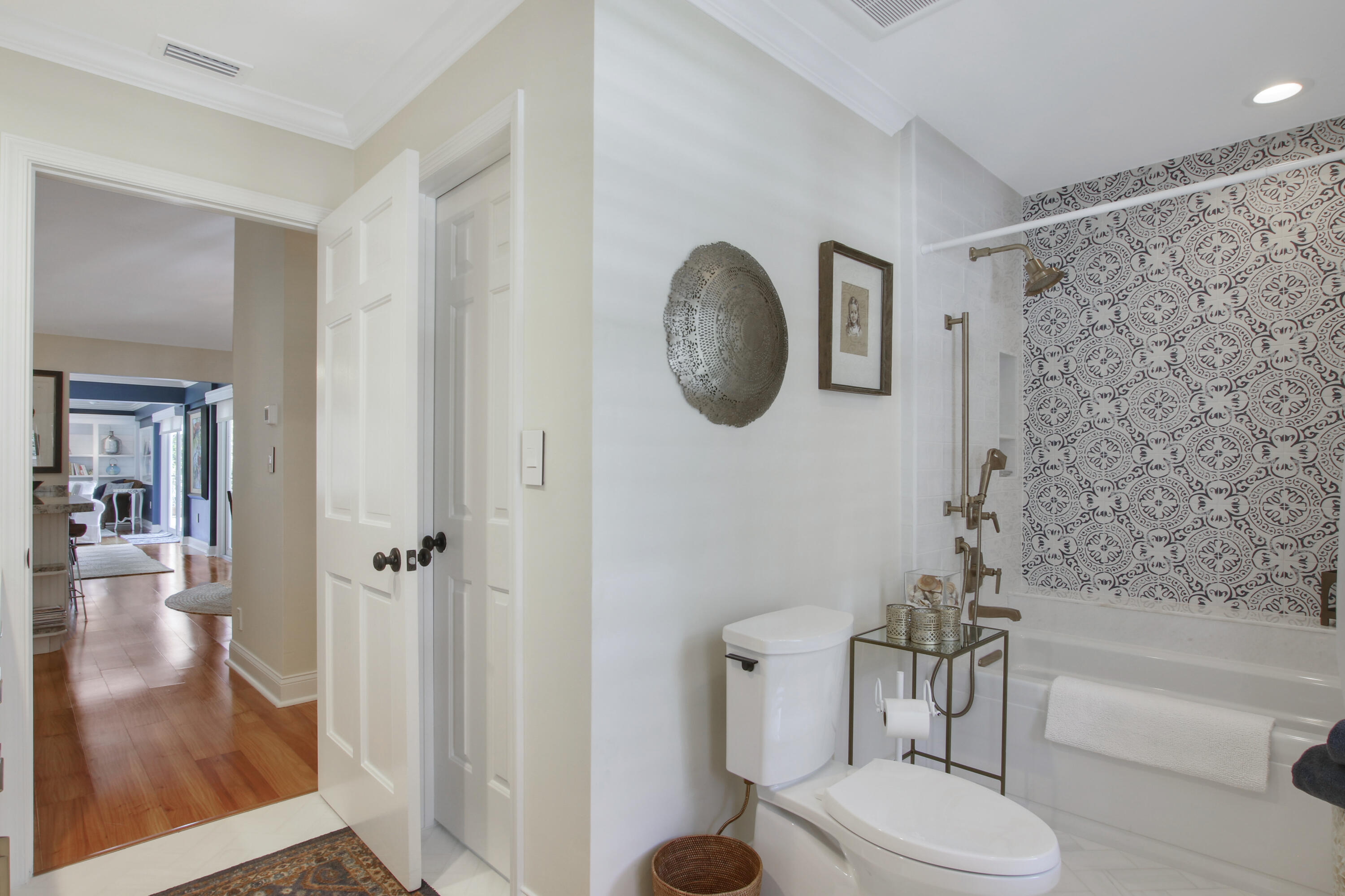 15 Bayview Road Tequesta, FL 33469 - Photo 19 of 43 Bathroom 2