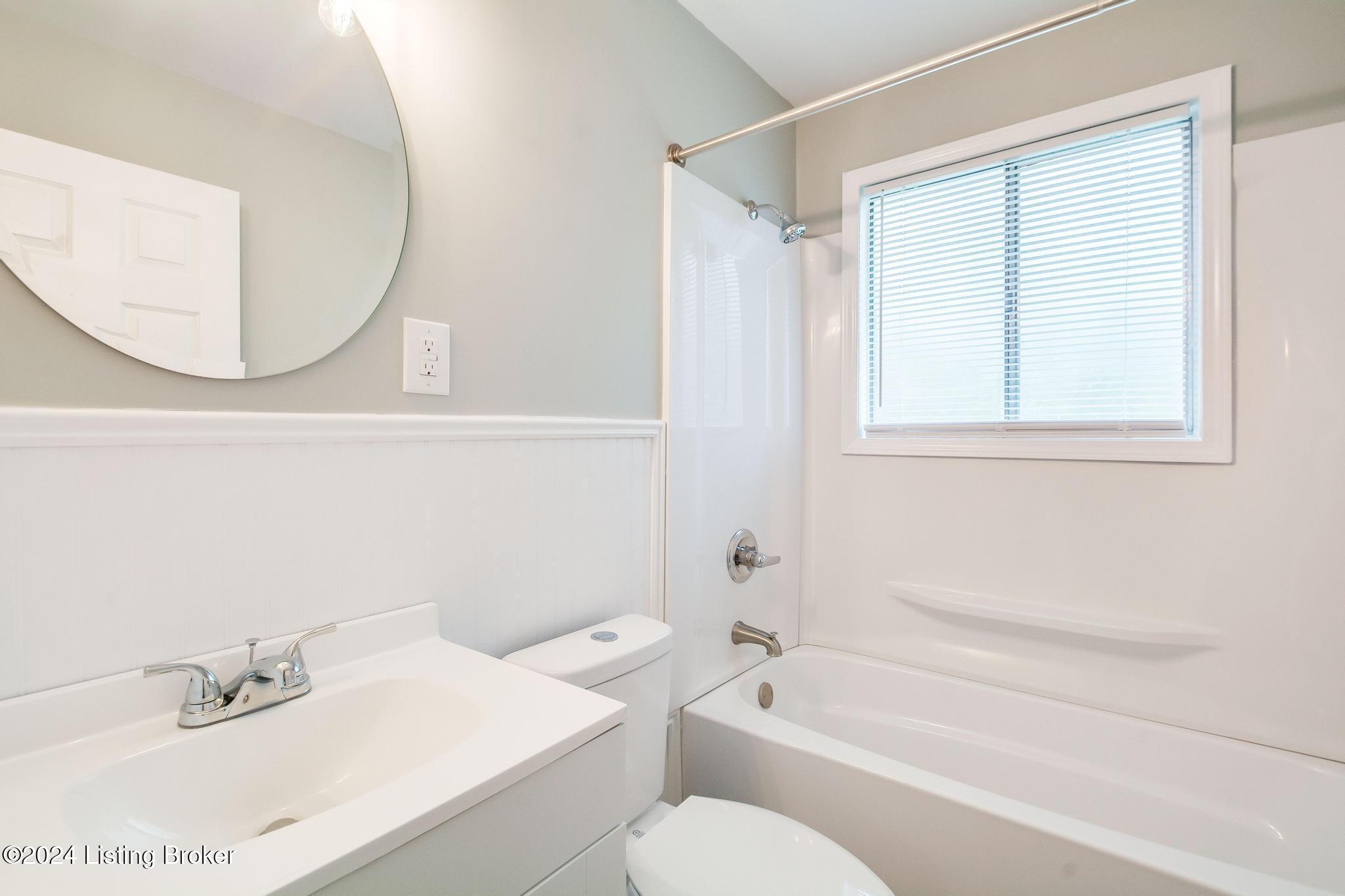 8712 James R Road Fairdale, KY 40118 - Photo 24 of 34 3712_James_R_Rd_40118_542