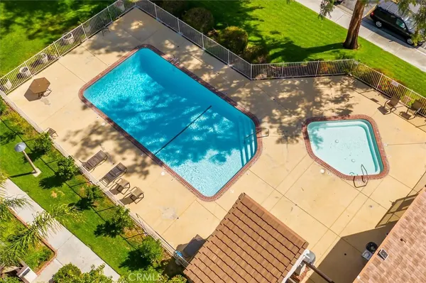 $575,000 | 24785 Sand Wedge Lane, Valencia, CA 91355