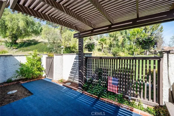 $575,000 | 24785 Sand Wedge Lane, Valencia, CA 91355